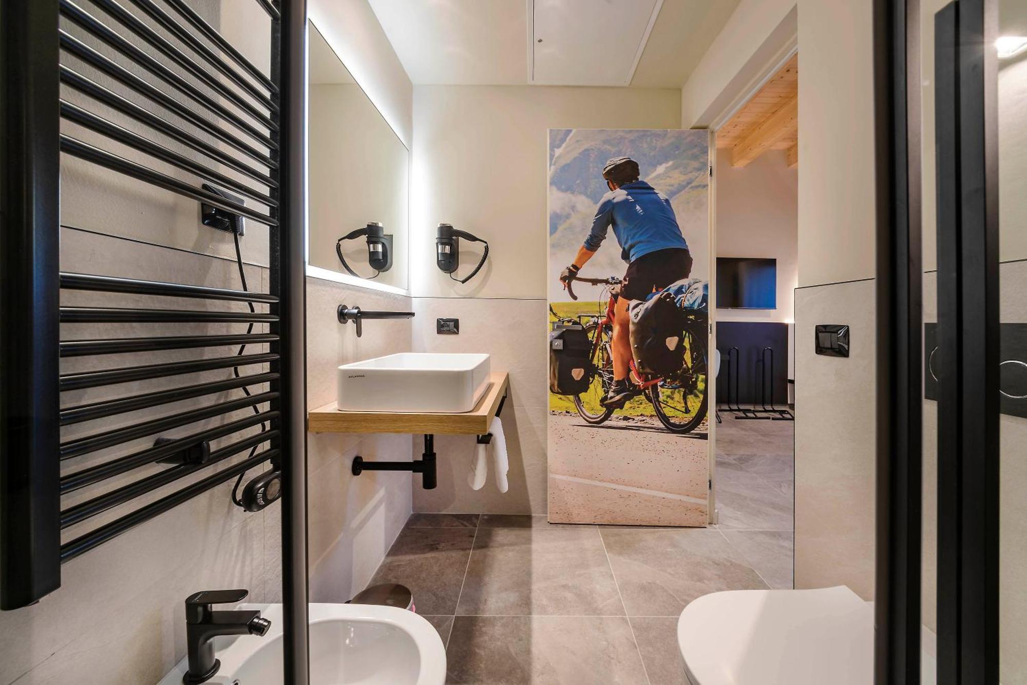 Pensión Italianflat - Verona's River, Free Parking For Car & Bike, Nature, Relax