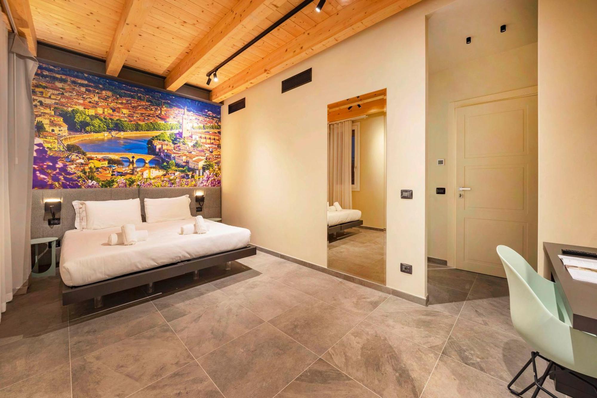 Pensión Italianflat - Verona's River, Free Parking For Car & Bike, Nature, Relax